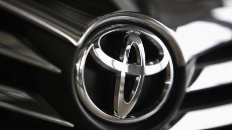 Toyota China JV recalls 93,700 sedans due to leaking brake fluid