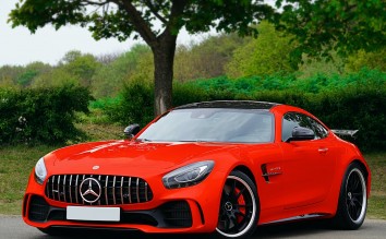 MERCEDES BENZ PHOTO OF RED CAR PAKED