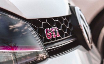 CAR GTI VOLKSWAGEN VW AUTO