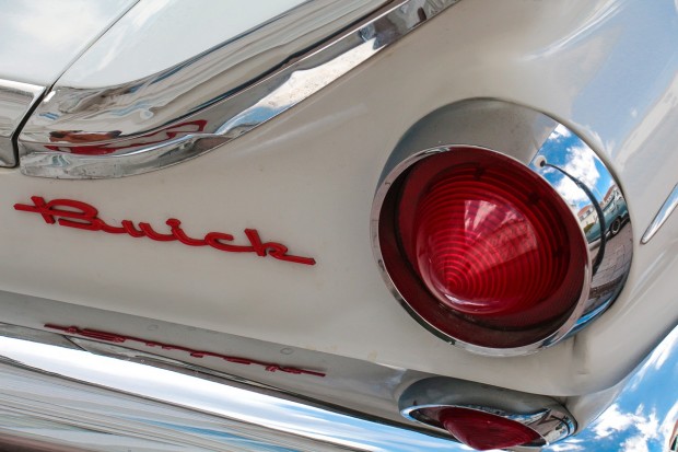 BUICK ANTIQUE CAR DETAIL TAILLIGHT 