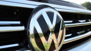 VW VOLKSWAGEN AUTOMOBILE CAR