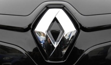 Renault, Mercedes recall vans for faulty brake lines