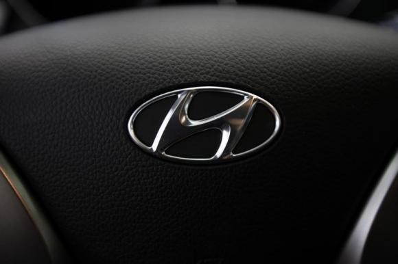 Hyundai's revamped Sonata yet to rev up key U.S. market