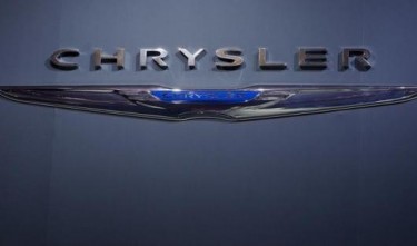 Safety group asks U.S. regulators for defect probe of Chrysler vehicles