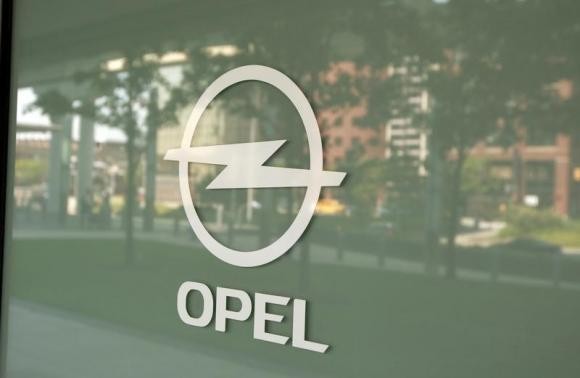 Opel to build new SUV, invest 500 million euros in engine production