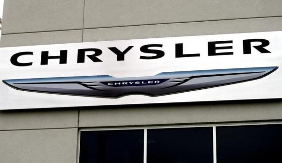 Chrysler expands Takata passenger-side air bag recall in U.S.
