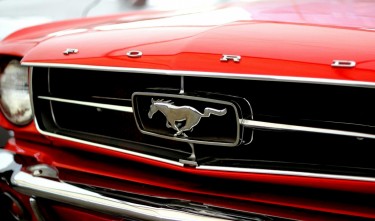 FORD MUSTANG RED 